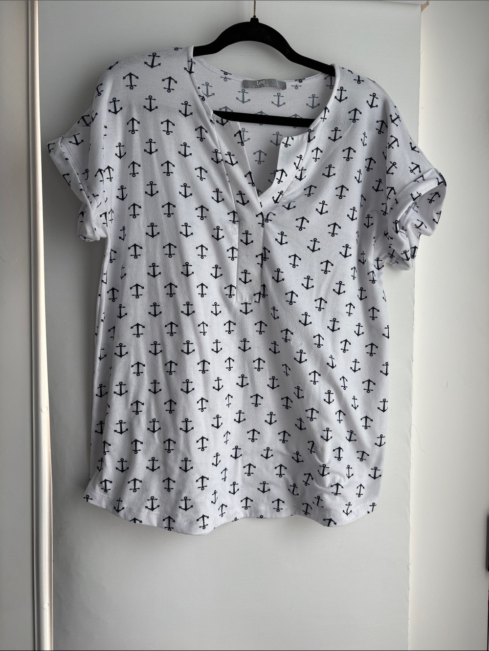Riders by Lee White Short-Sleeve V-Neck Tee with Navy Anchor Print
